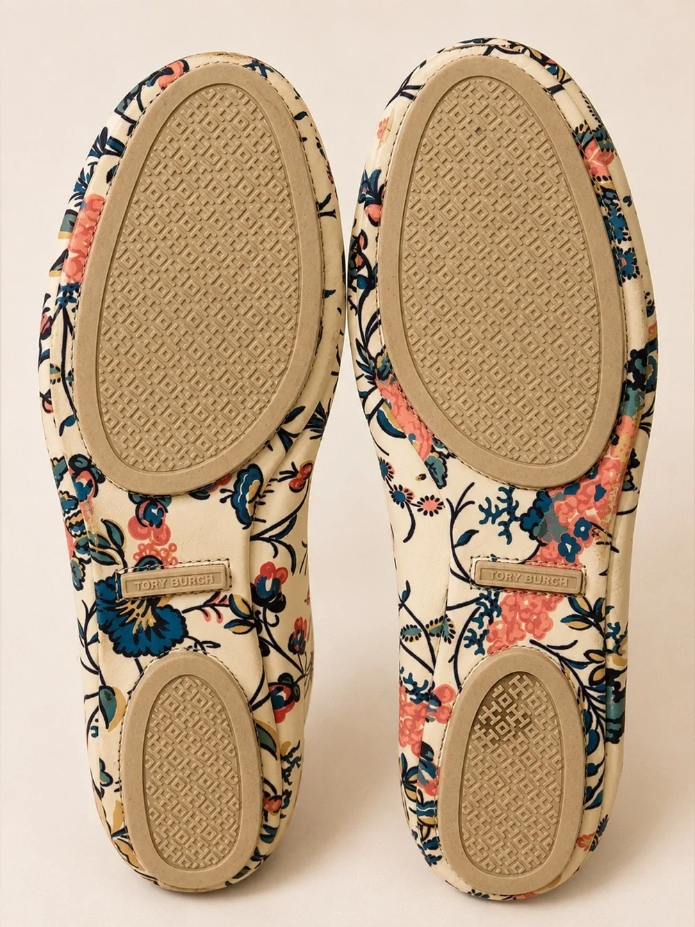 Tory Burch Reva Floral Ballet Flats Size 7 Cream Multicolor Leather Shoes
